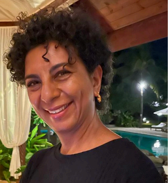 Zainab Salim Headshot