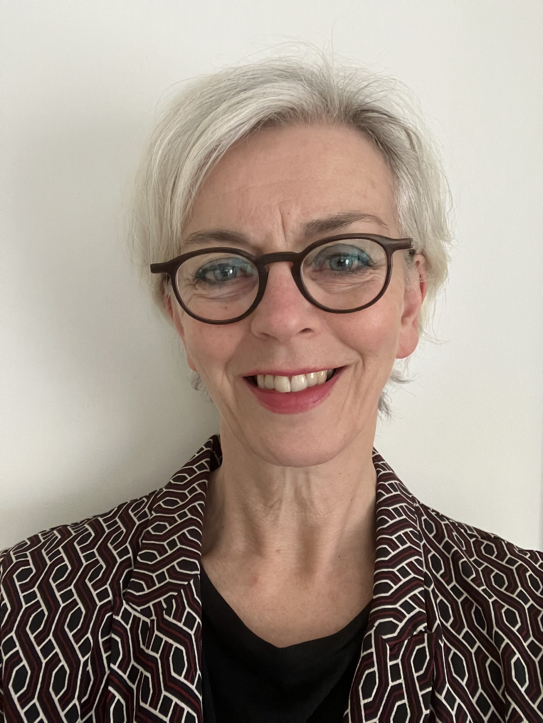 Dr Katherine Powlesland