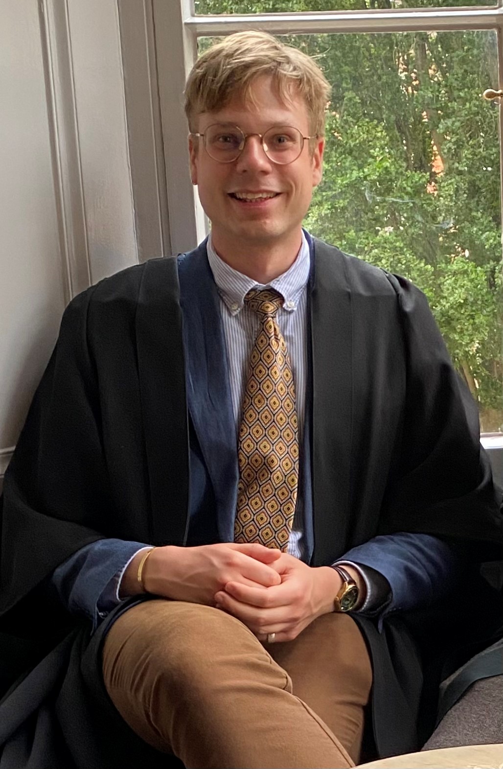 Dr Alexander van Dijk